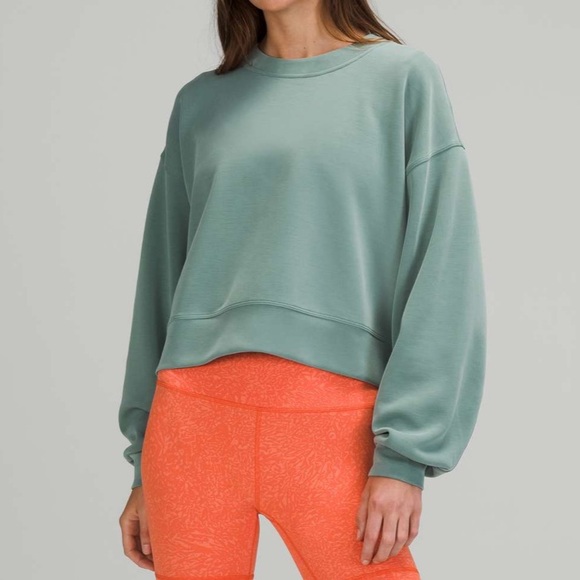 Lululemon Perfectly Oversized Cropped Crew *Softstreme™
Tidewater Teal - Picture 1 of 3